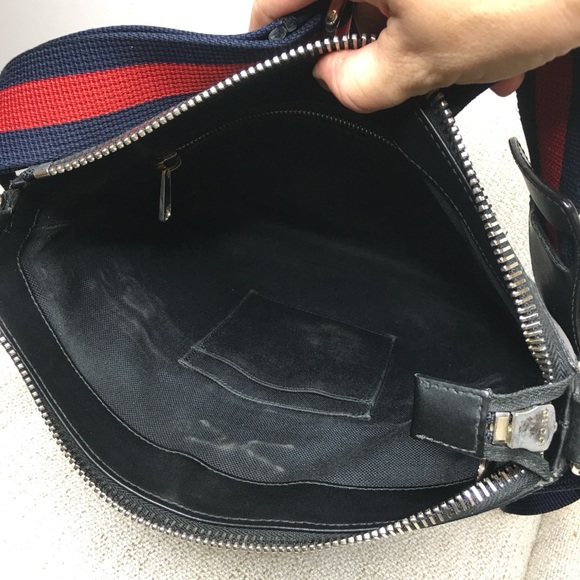 Authentic Gucci unisex crossbody bag black monogram coated canvas - Picture 13 of 16